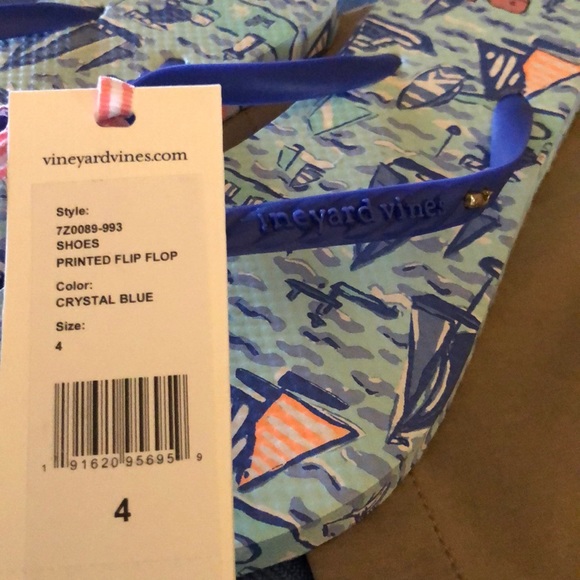Vineyard Vines Flip Flops - Picture 6 of 8